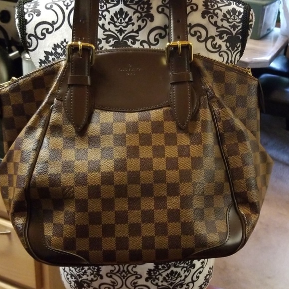 Authentic Louis Vuitton Verona MM - Picture 2 of 16